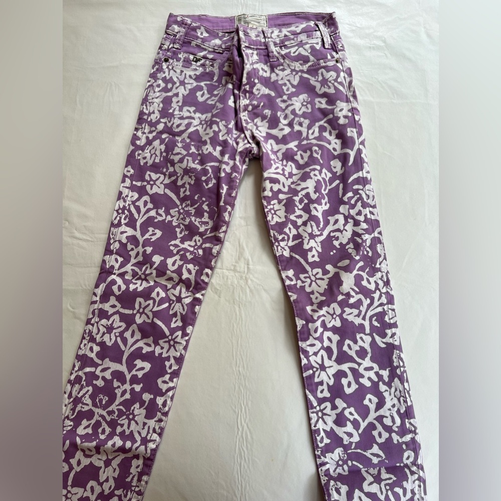 DVF - size 24 jeans